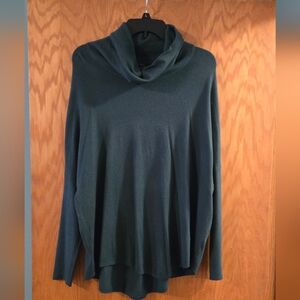 Elegant Dark Green Women's Sweater